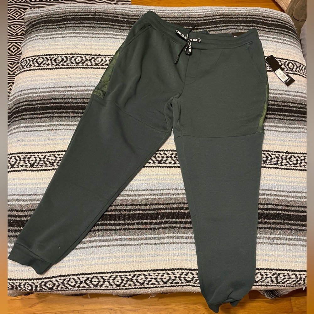 Tap out sweatpants
